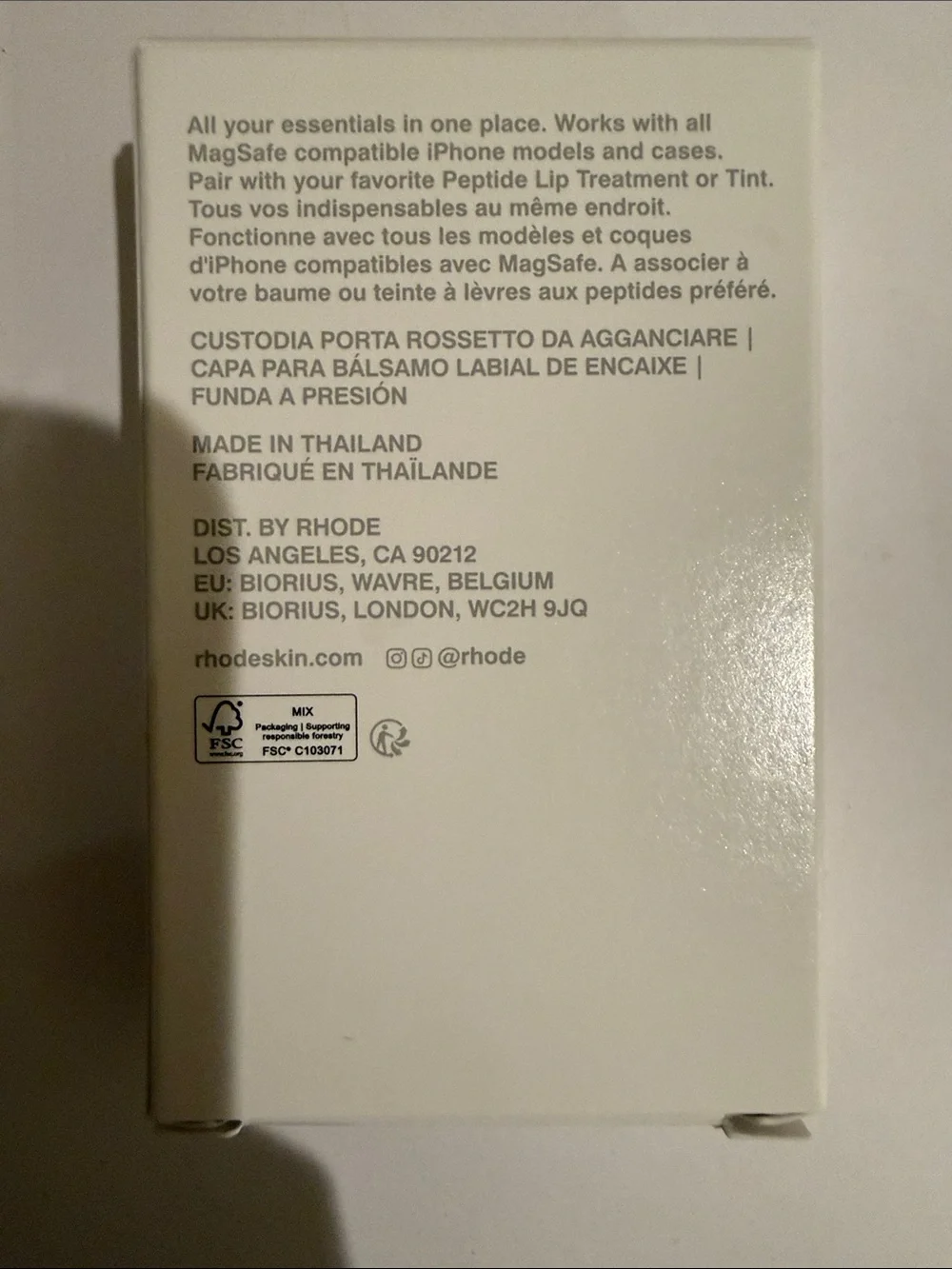 RHODE White Silicone Phone Holder with Angled Groove